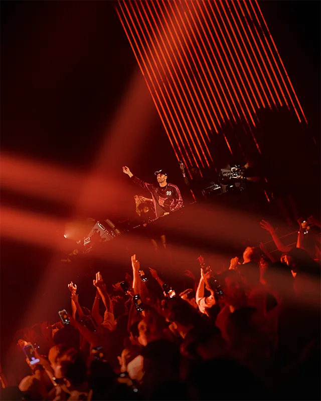 Richy Penny playing live at UNVRS Ibiza